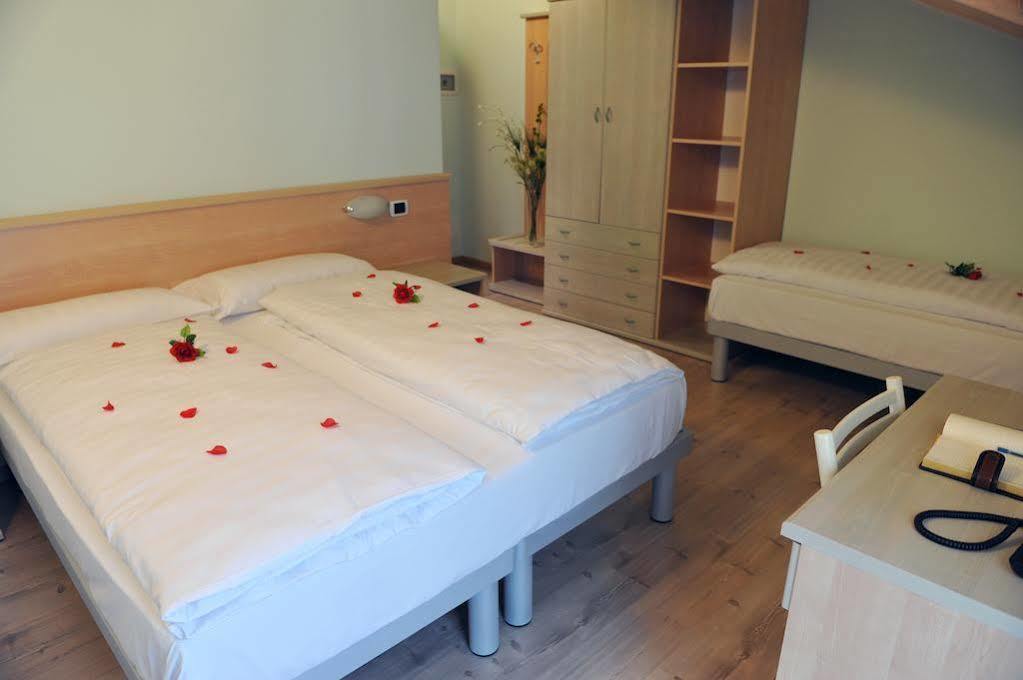 Hotel Monclassico Hotel 3*
