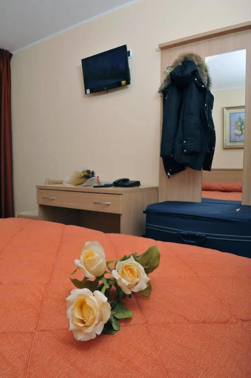 Hotel Monclassico Hotel Monclassico