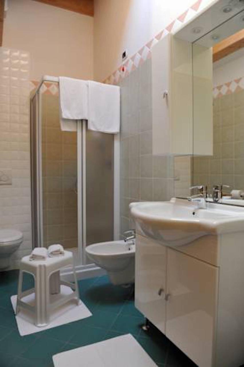 Hotel Monclassico 3*