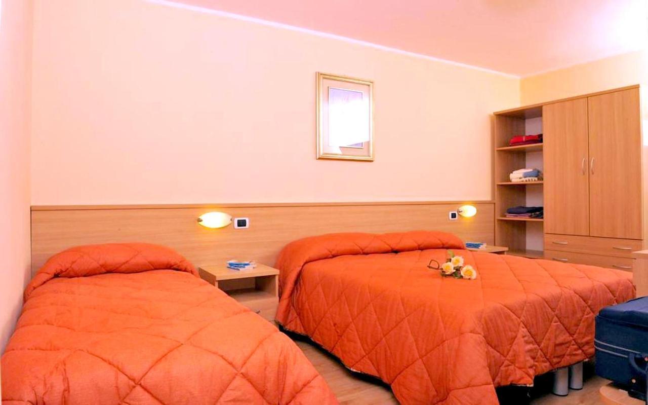 Hotel Monclassico Hotel 3*
